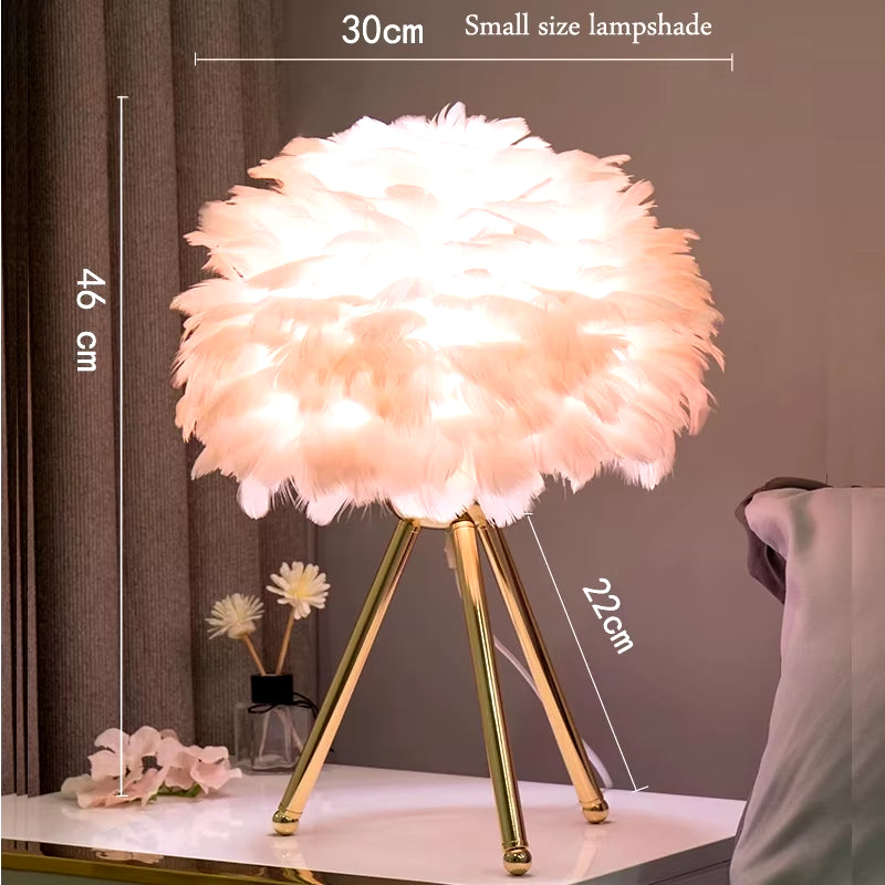 Feather Bedroom Table Lamp Modern Bedside Lamp Living Room Coffee Shop Wedding Christmas Decoration Romantic Goose Feather Lamp