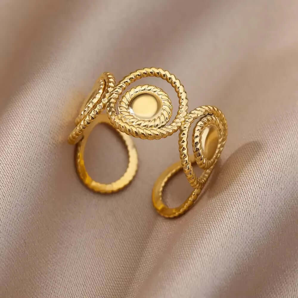 Stainless Steel Rings for Women Aesthetic Heart Gold Color Wedding Ring Vintage Waterproof Wedding Jewelry Prom Accessories Gift