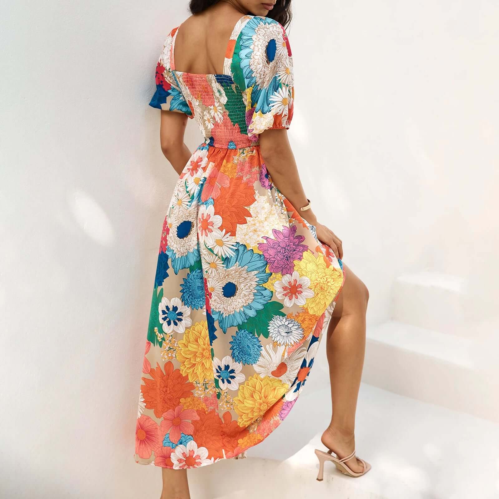 Hirigin women's floral print long dress, V-neck, smocked short sleeves, colorful summer maxi dress.